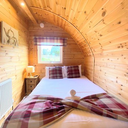 Pond View Pod 1 With Outdoor Hot Tub - Fife - Loch Leven - Lomond Hills Villa Kelty Dış mekan fotoğraf
